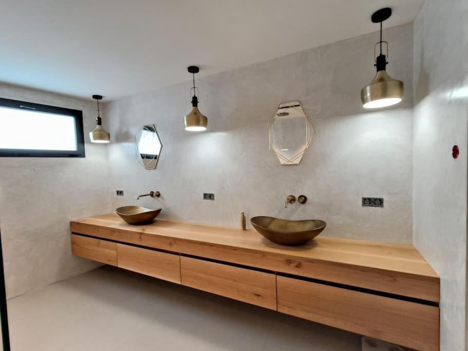 Industrial Luxury Nimes & Arles Villa Beaucaire  Buitenkant foto