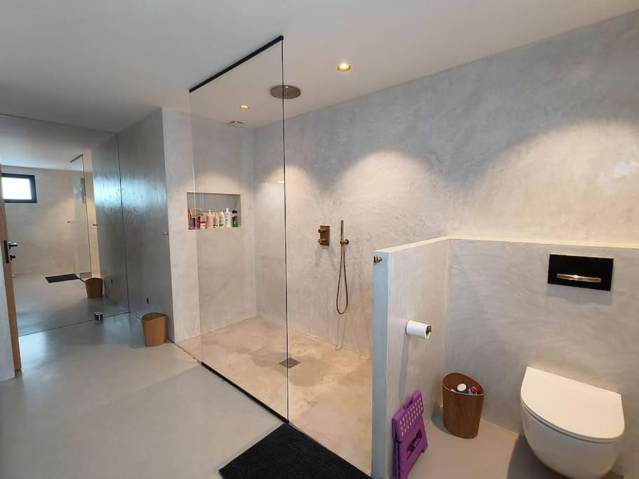 Industrial Luxury Nimes & Arles Villa Beaucaire  Buitenkant foto